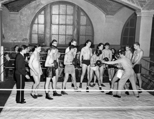 street_gymnasium_amateur_boxing_lessons