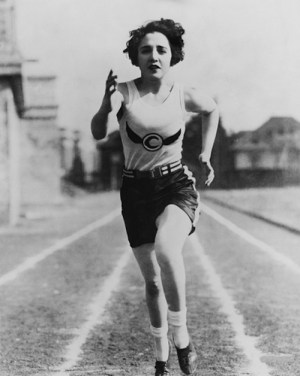 Woman running 1920s, Credit: Baltimore Fishbowl